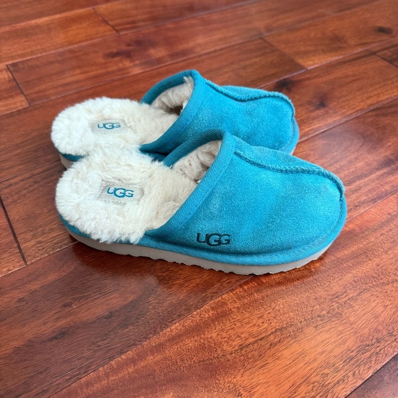 UGG Teal Suede Slippers - Picture 2 of 8